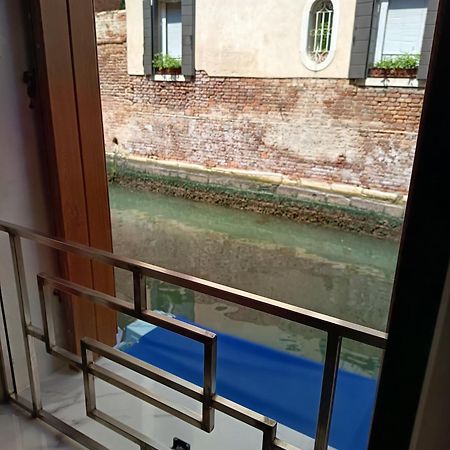 Ca Lucia Canal View Венеция Экстерьер фото