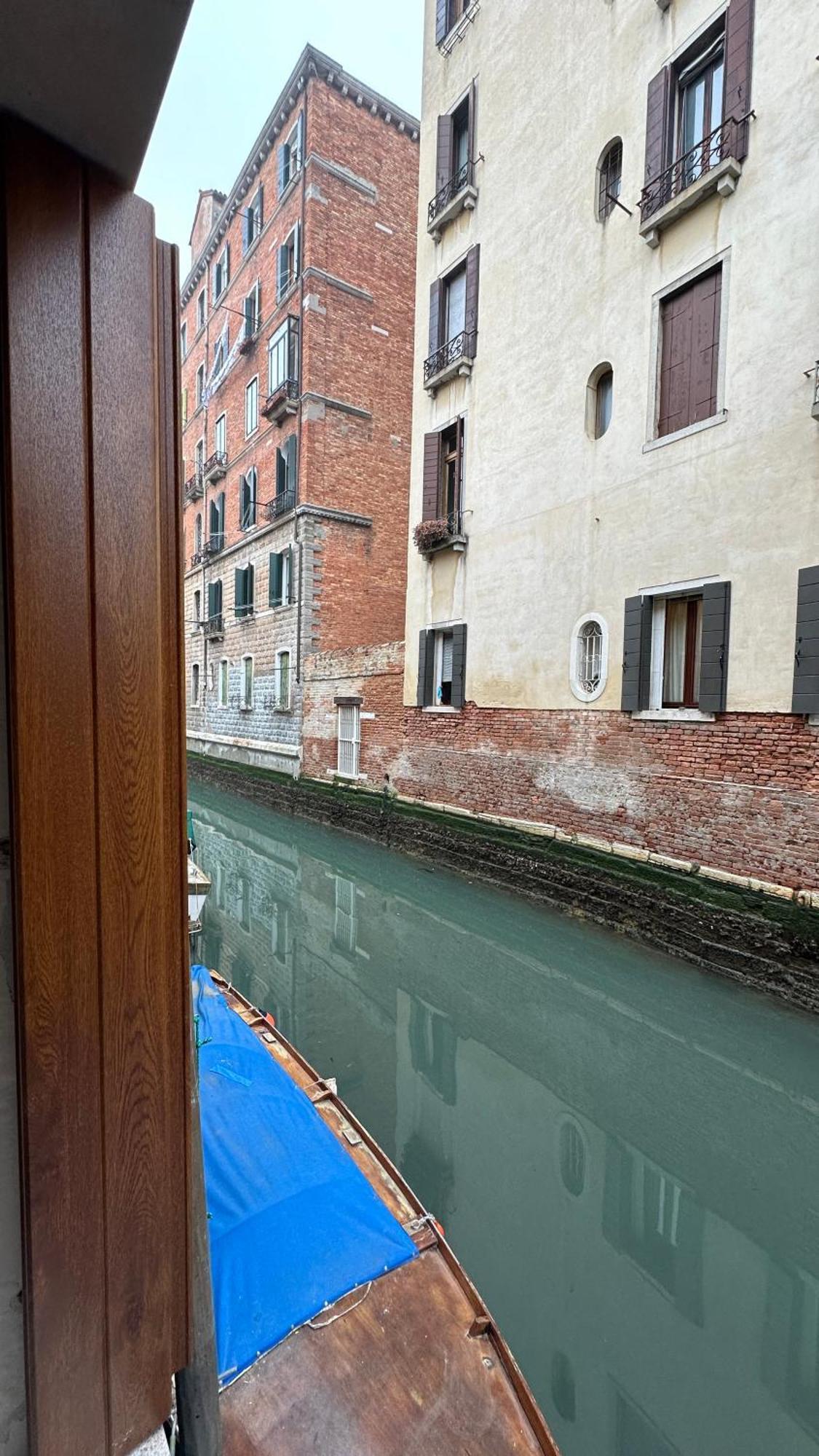 Ca Lucia Canal View Венеция Экстерьер фото